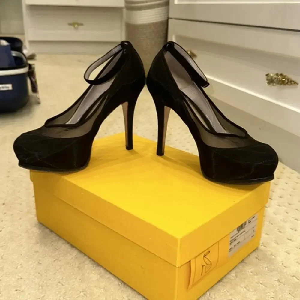 Fendi -  Mesh & Suede Decollete Platform Heel - Picture 6 of 10
